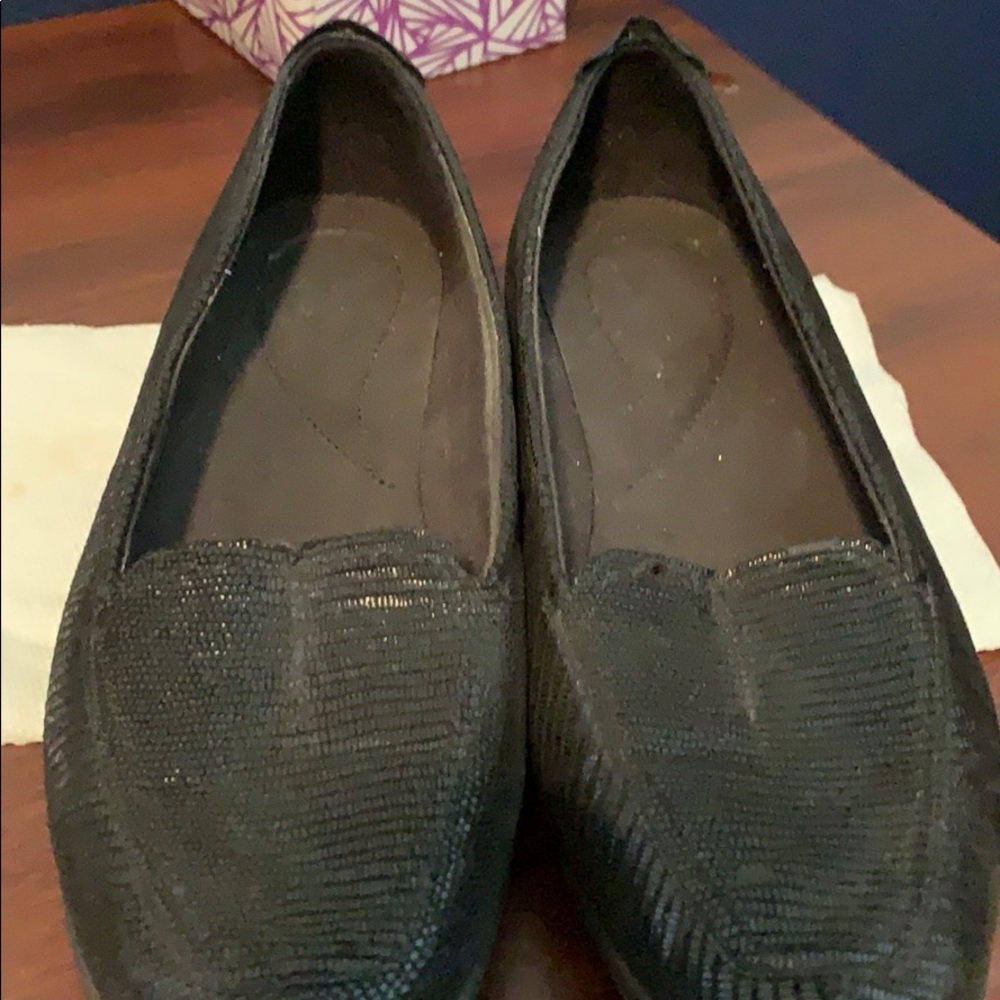 Black flats